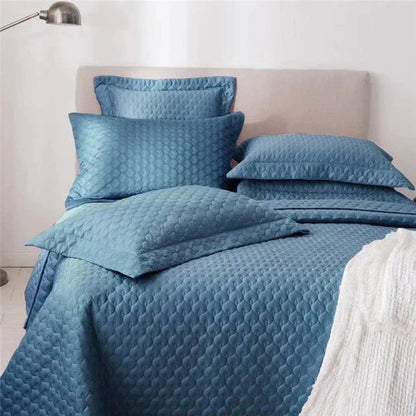 Clara Coverlet Set