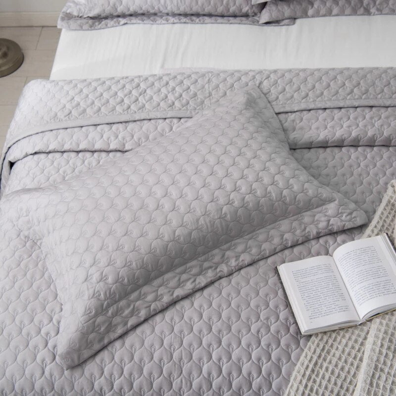 Clara Coverlet Set