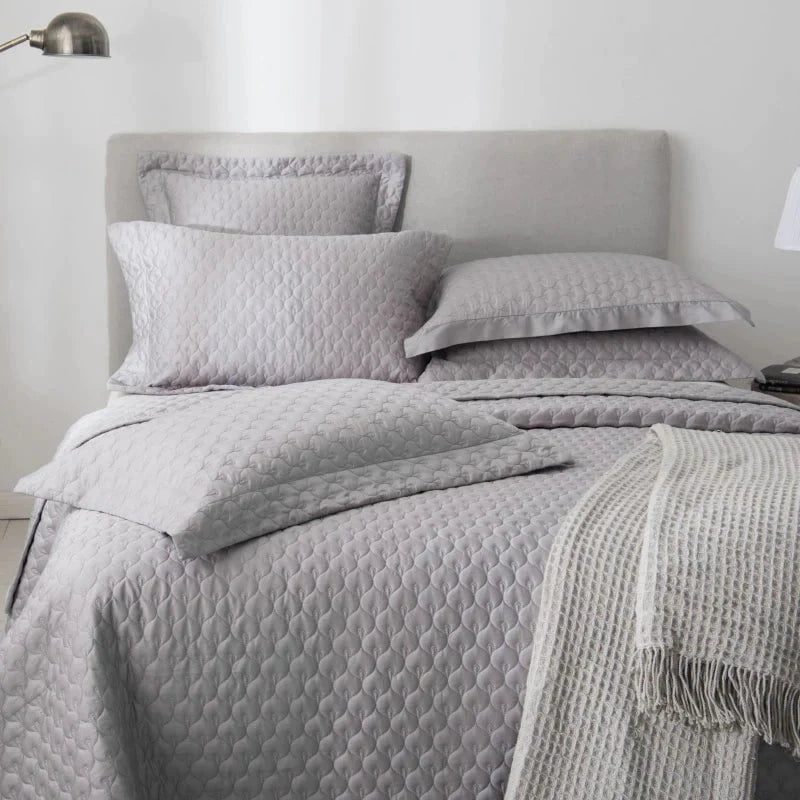 Clara Coverlet Set