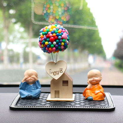 Balloon Pin House