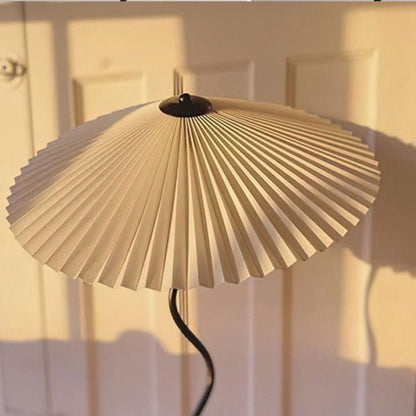 Umbrella Wave Floor Lamp