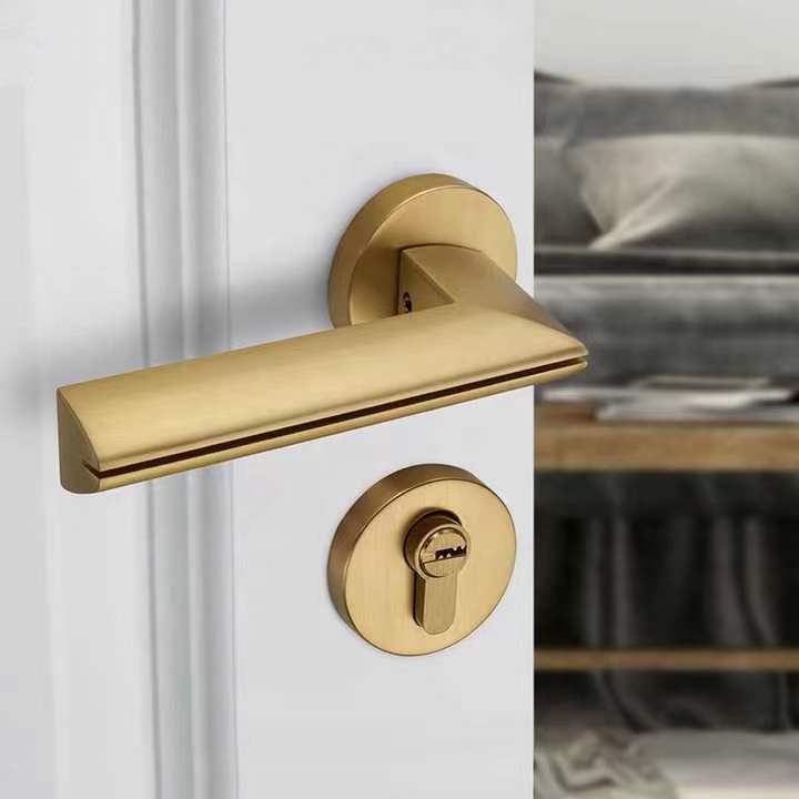 Pavo Lever Door Lock