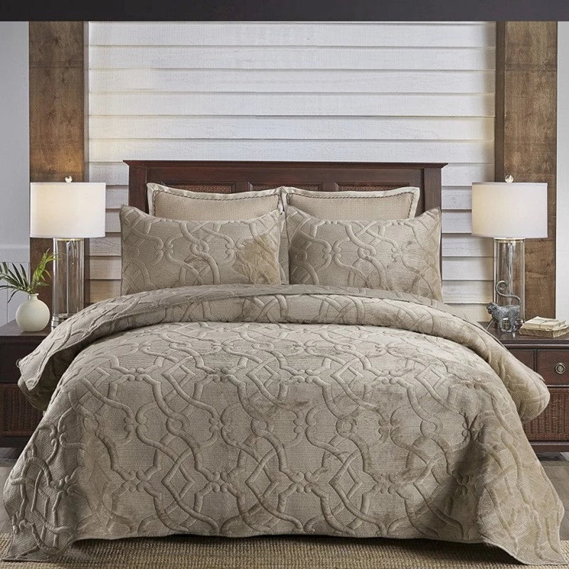 Dakota Coverlet Set