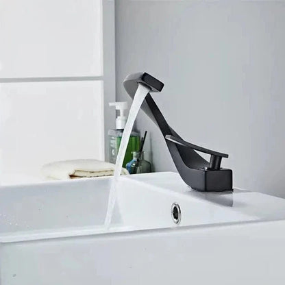 Twist Flow Faucet