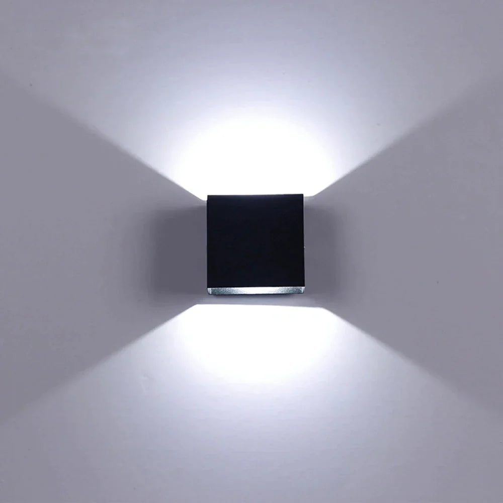 Adjustable Wall Light