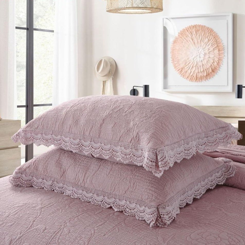 Patricia Coverlet Set