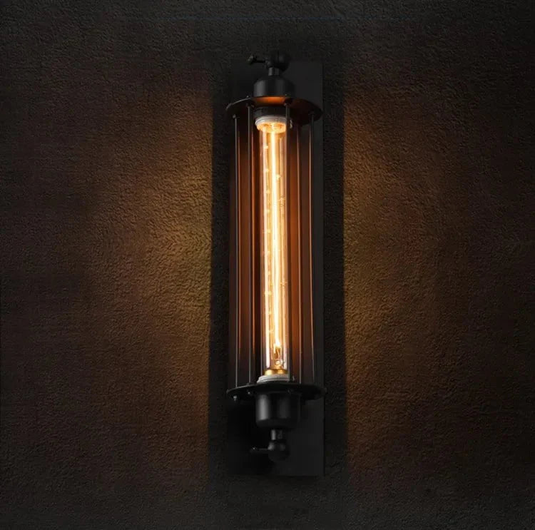 Black Rouge Wall Light