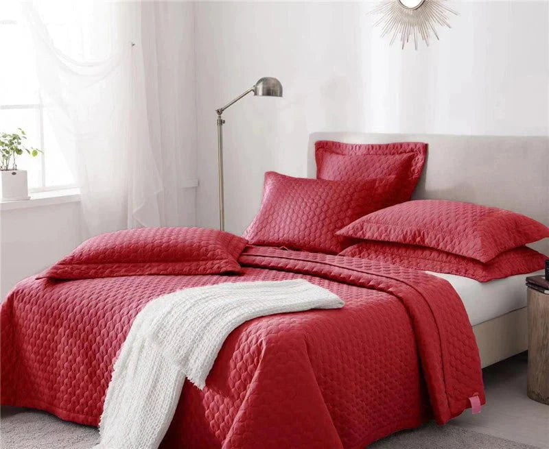 Clara Coverlet Set