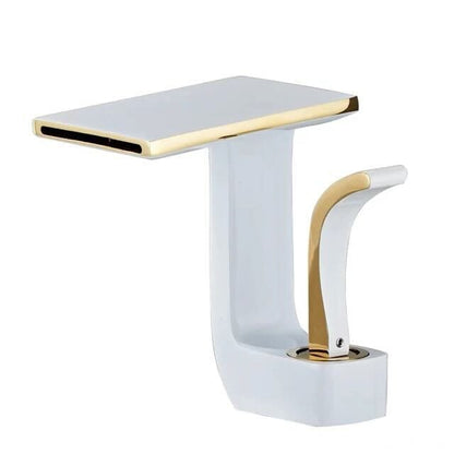 Serpenti Flow Faucet