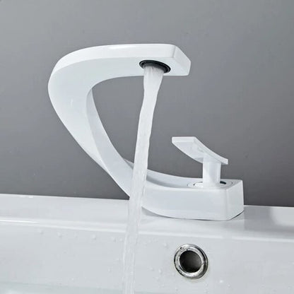 Twist Flow Faucet