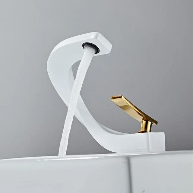 Twist Flow Faucet