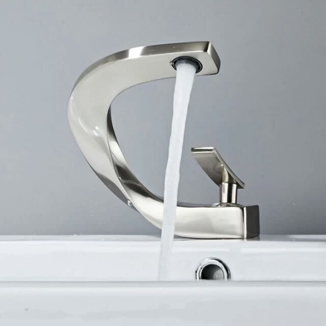 Twist Flow Faucet