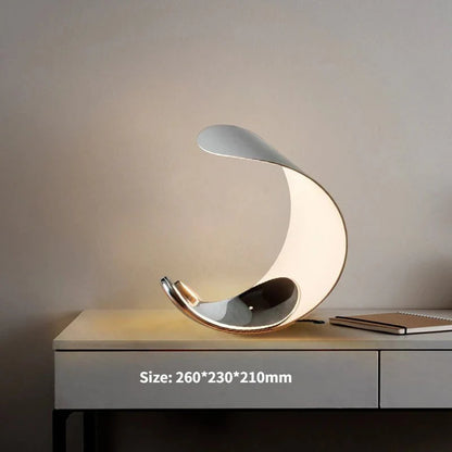 Nova Curve Lamp