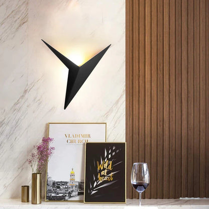 Trigon™ Wall Light