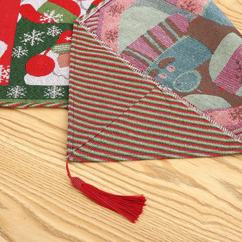 Santa Dew Table Runner