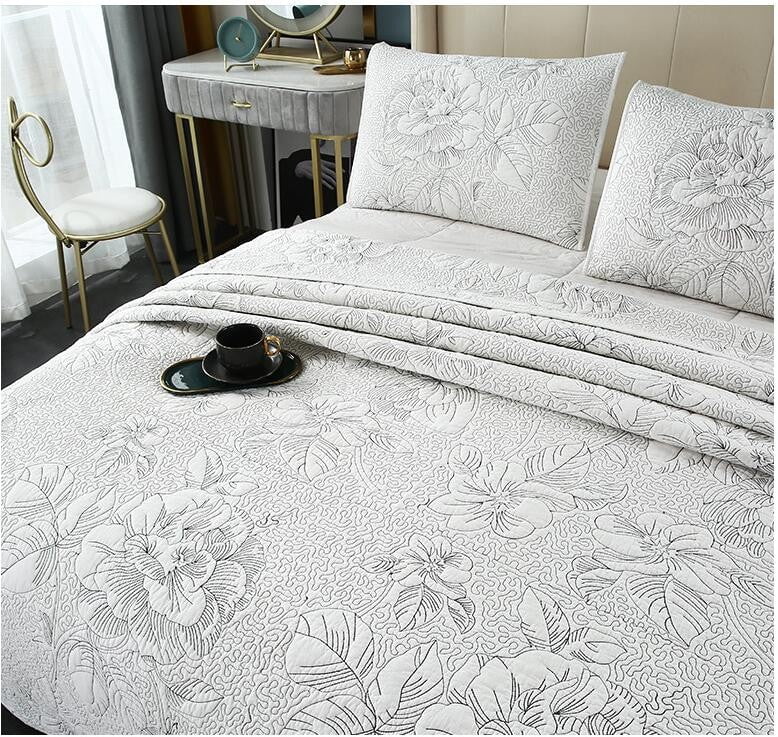 Amberly Floral Coverlet Set