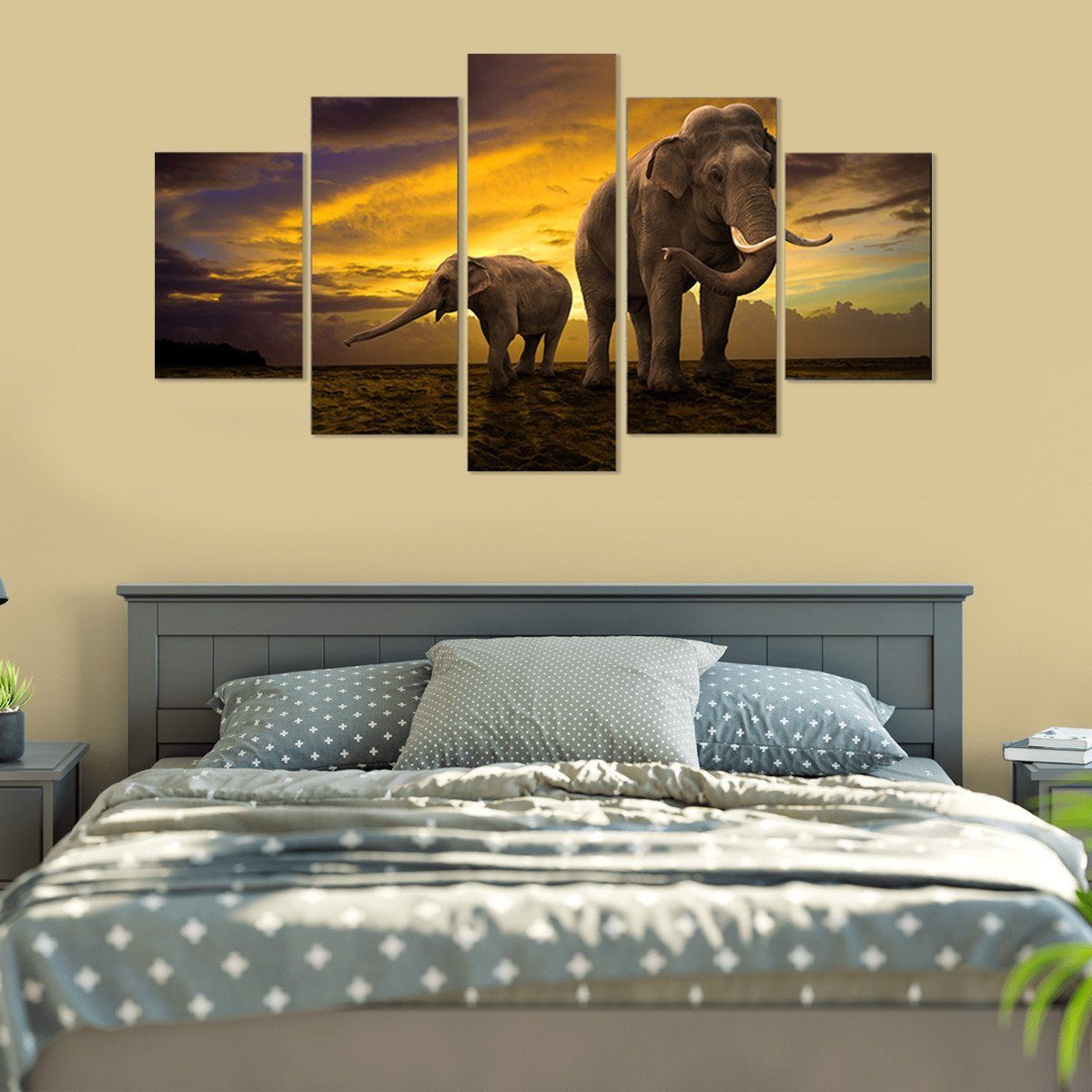 MAJESTIC ELEPHANTS CANVAS