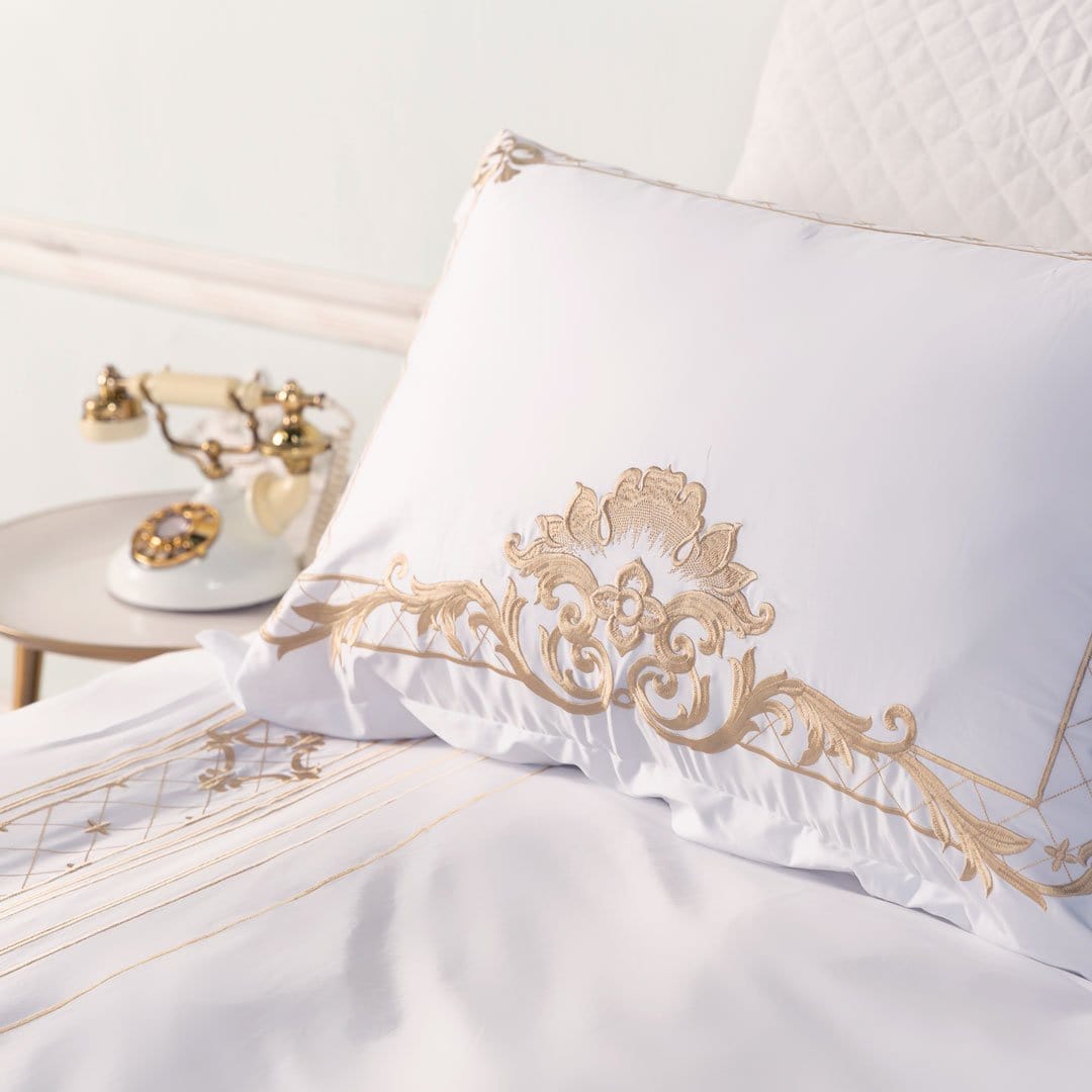 Ivy Gold Forest White and Gold Duvet Cover Set (Egyptian Cotton)