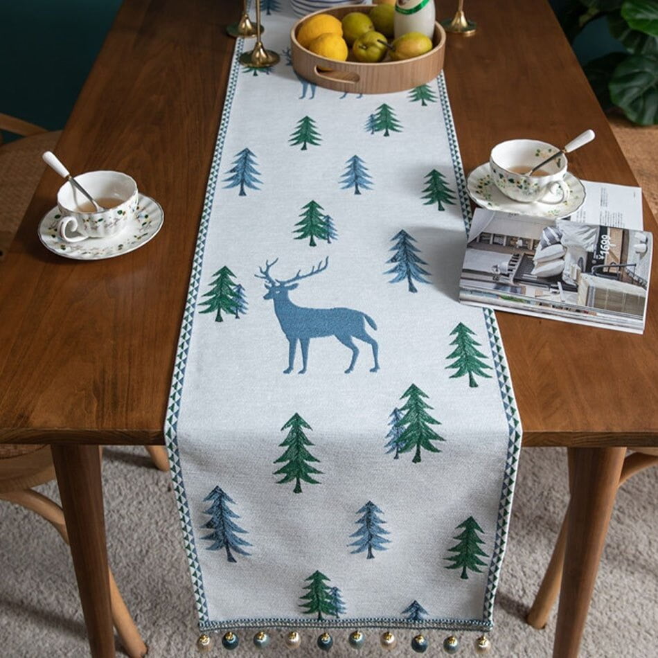 Christmaszen Tassel Table Runner