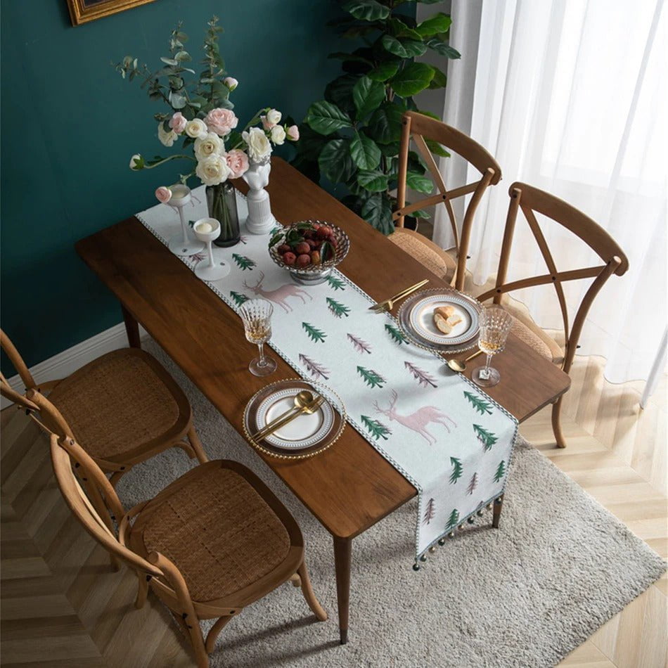 Christmaszen Tassel Table Runner