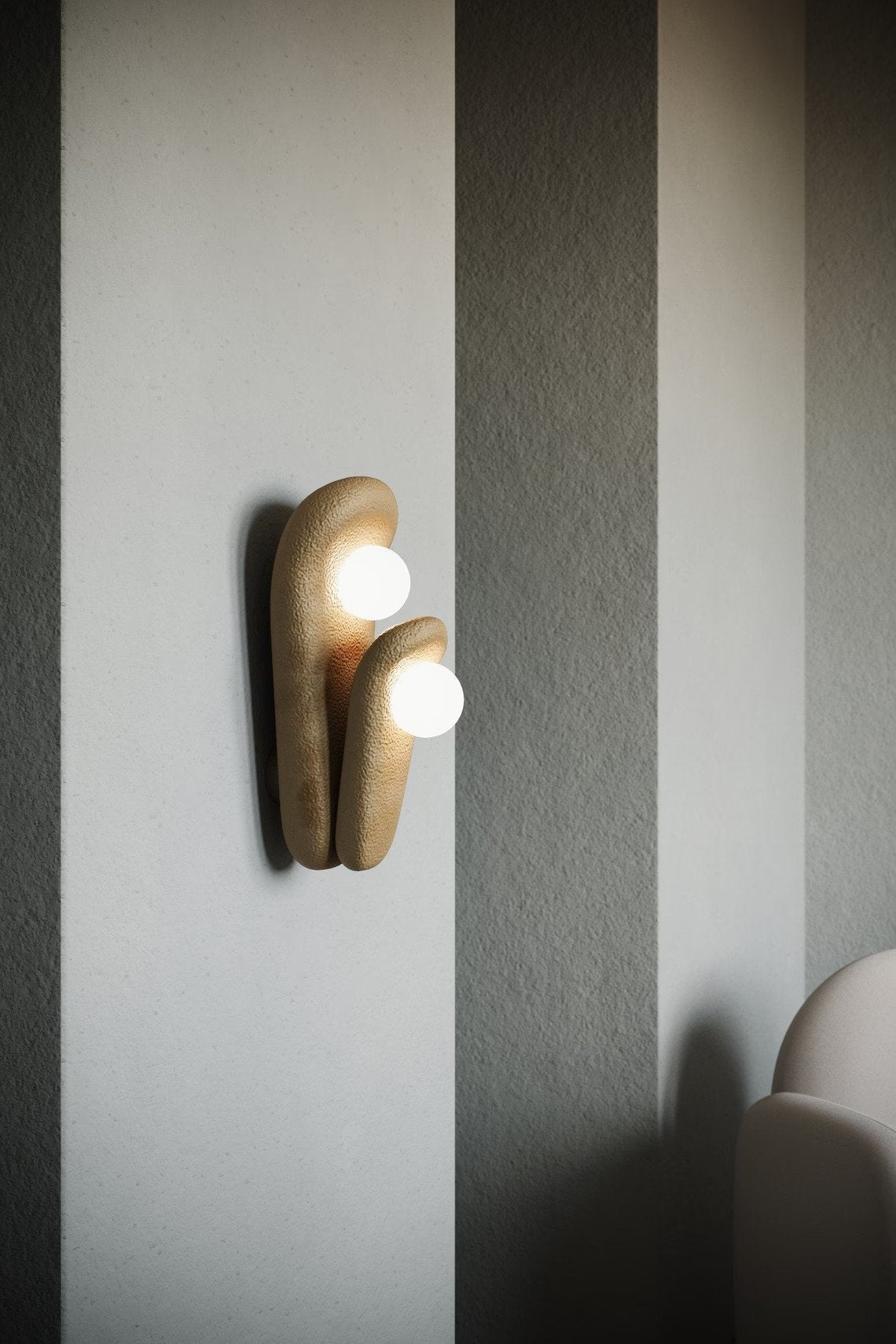 Zakohani Sconce