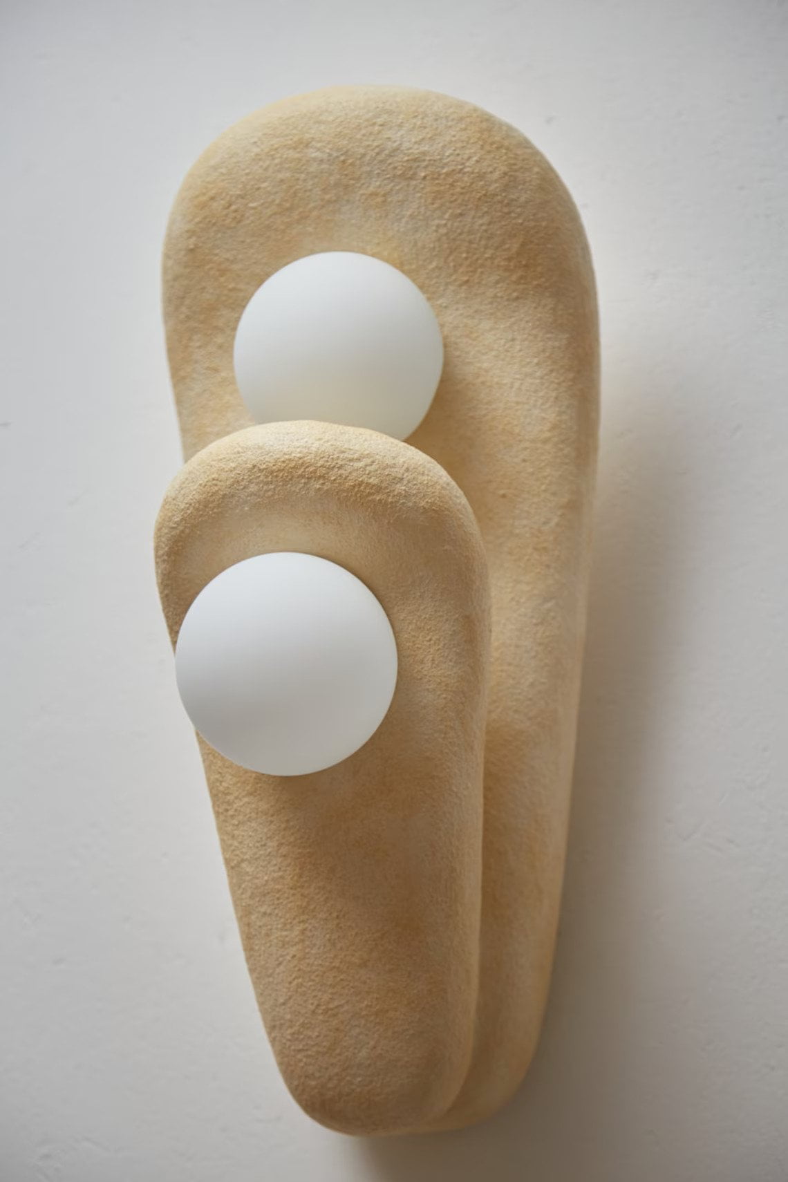 Zakohani Sconce