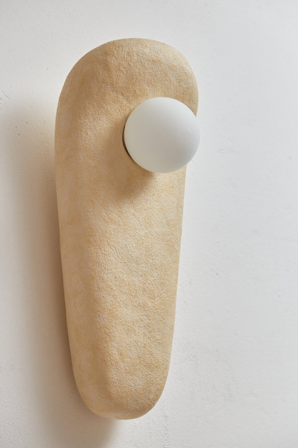 Zakohani Sconce