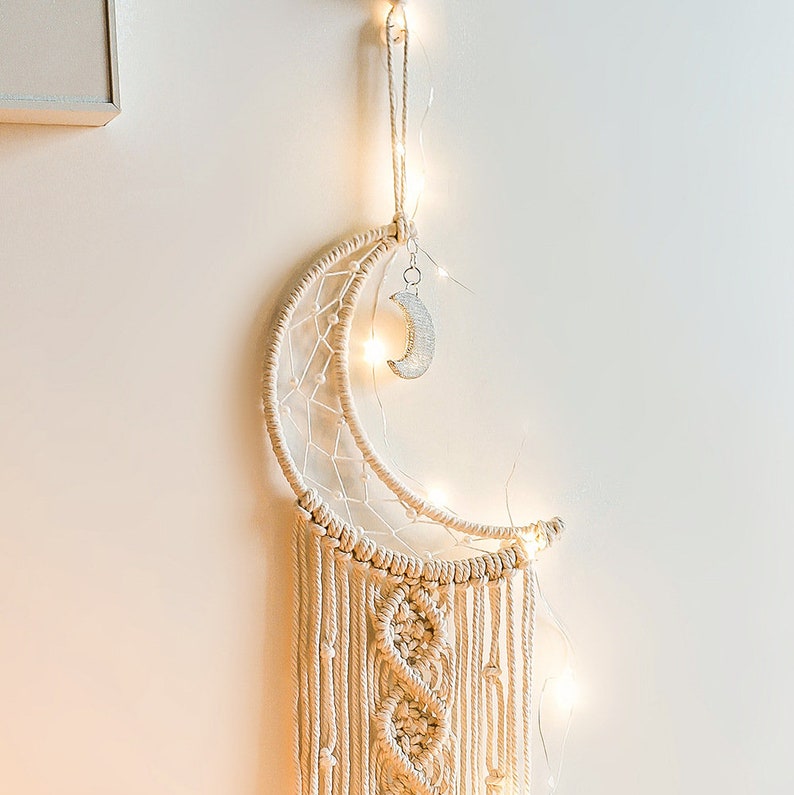 Moon Macrame