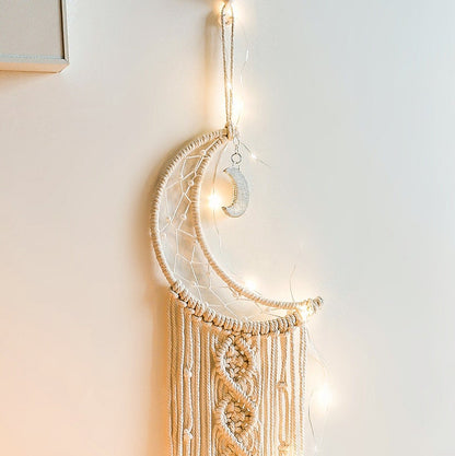 Moon Macrame