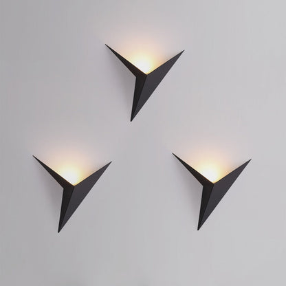 Trigon™ Wall Light