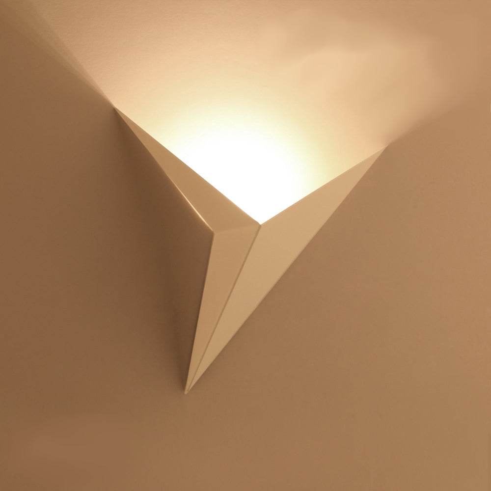 Trigon™ Wall Light